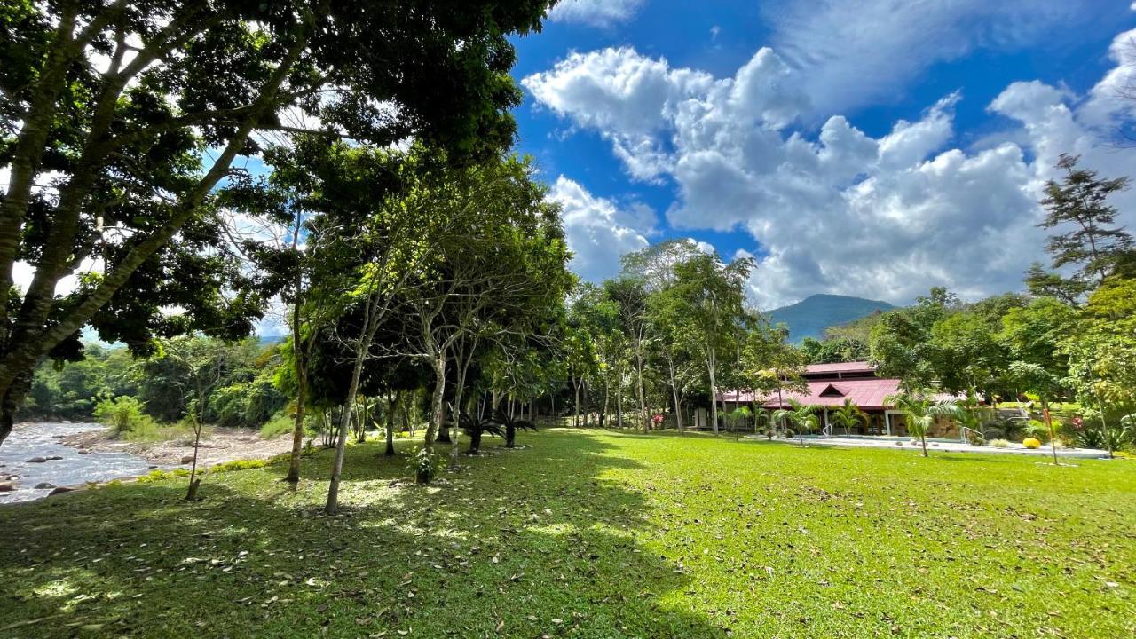 Lodge Sebastiana